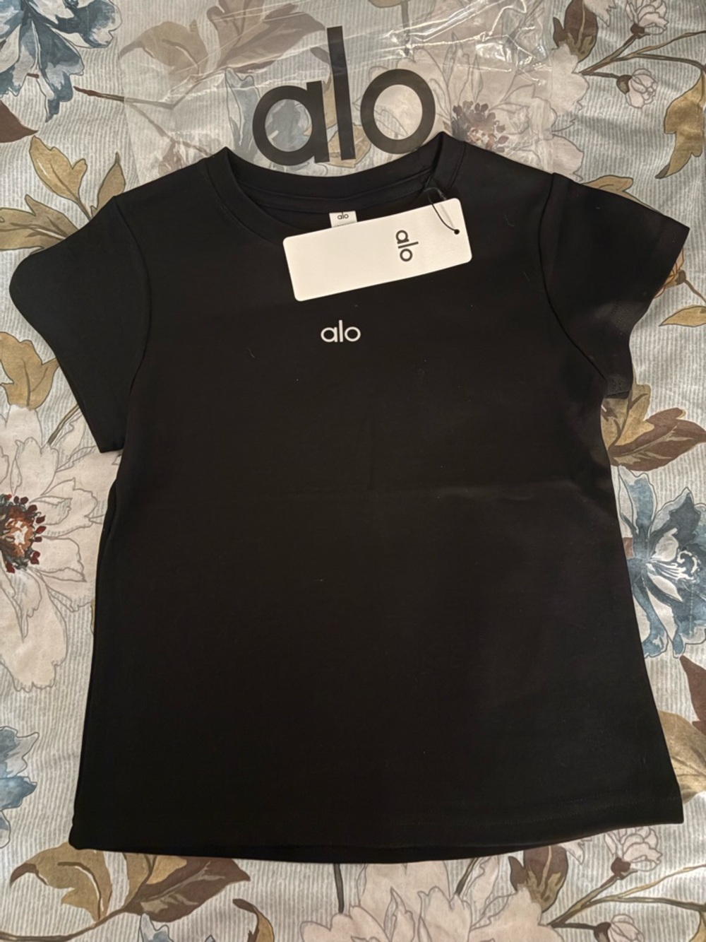 Alo Tee